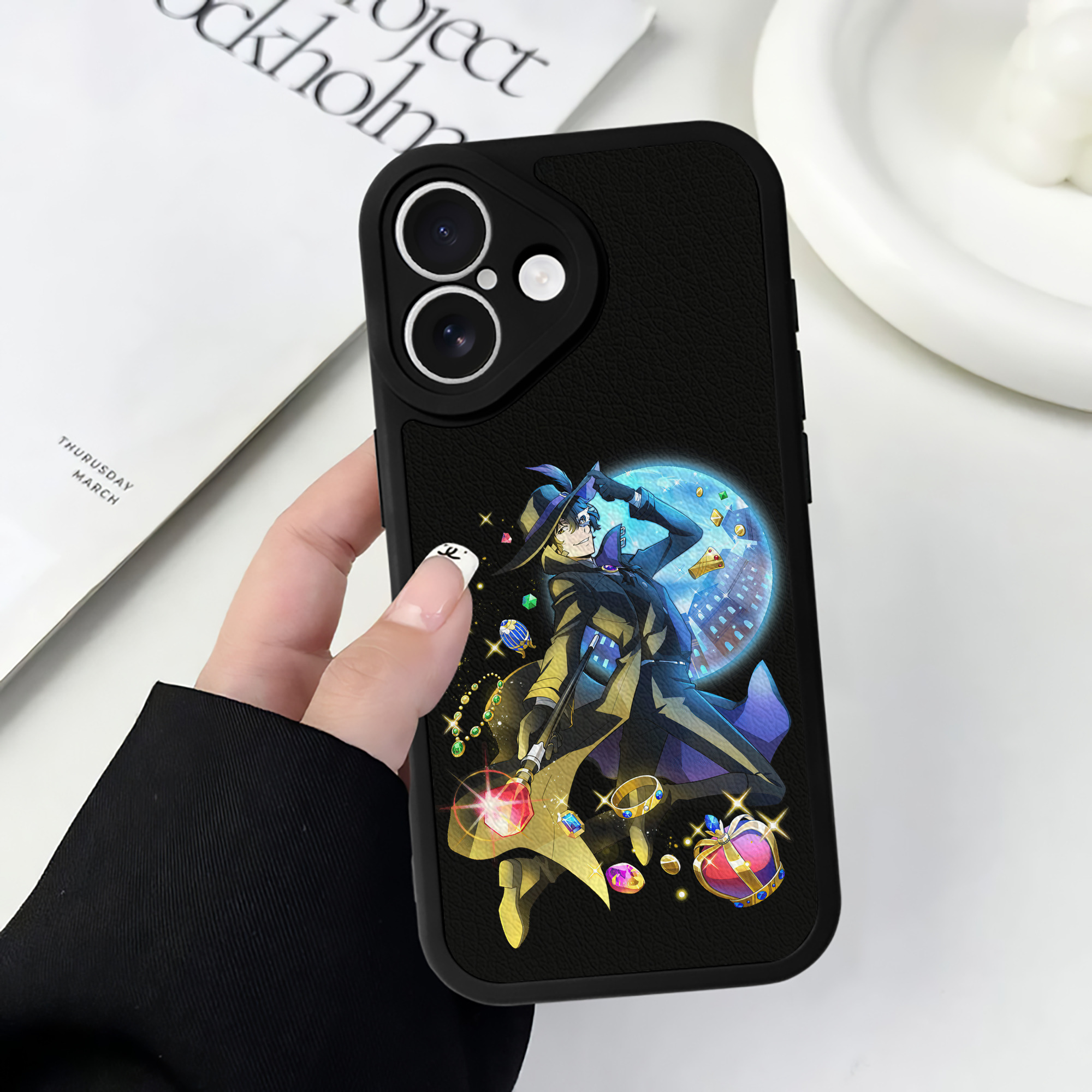 （画像用） 文豪ストレイドッグス Bungo Stray Dogs 【iPhone 16シリーズ対応】シリコンスマホケース（レザー調） 材質：シリコン